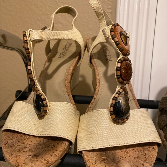 Kenneth Cole - Picture 1 of 3